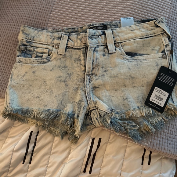 True Religion Joey Cut Off shorts - Picture 1 of 4